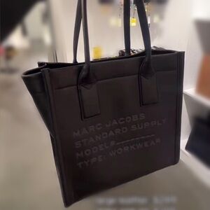 Marc jacobs large leather standard supply tote bag